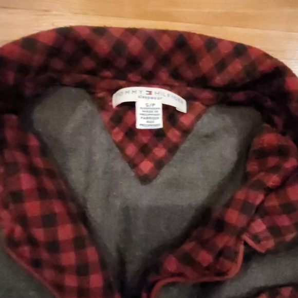 Tommy Hilfiger Womens Plaid Shirt Sleepwear Dress Size Small Red And Gray - Picture 2 of 6